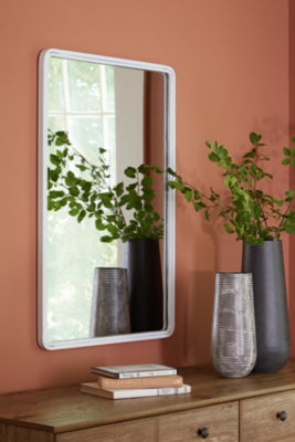 مرآة بروكي المميزة