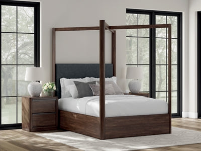 Kendamor Queen Canopy Bed